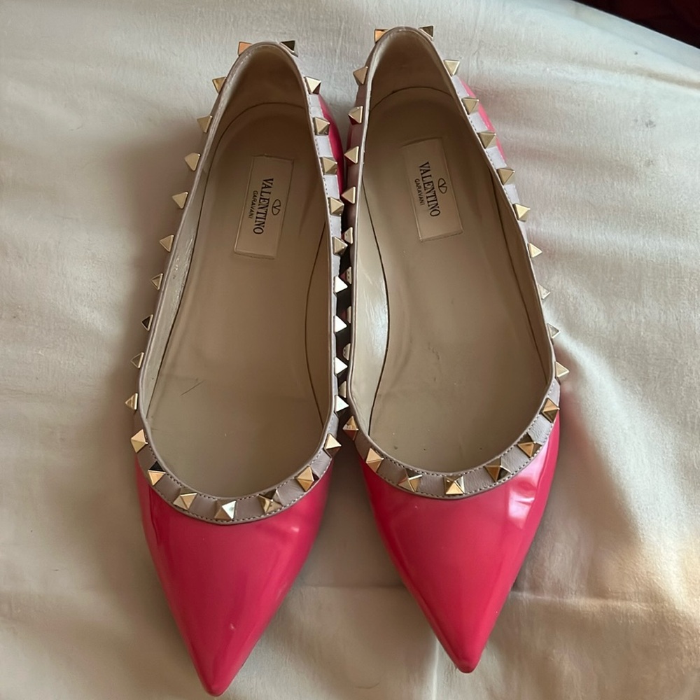 Ladies EUC Valentino Rockstud Flats